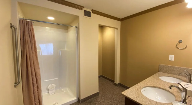 Четырёхместный семейный люкс Best Western Plus Rose Country Hotel