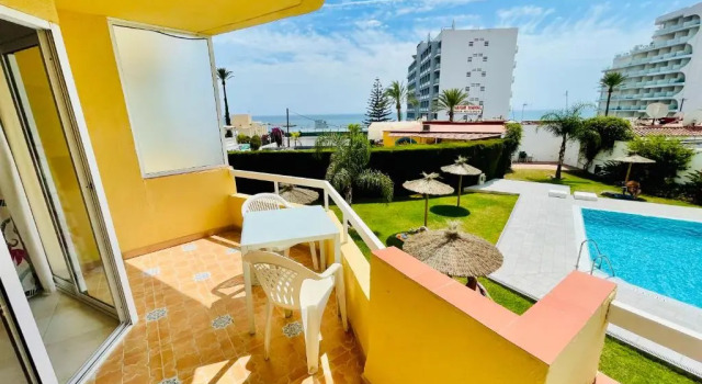 Апартаменты с 2 комнатами с видом на море Apartamentos Orfeo Azul "Rehabilitación fachada en progreso 2026-27, Façade rehabilitation in progress 2026-27"