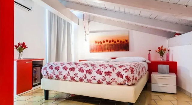 Номер Economy с балконом и с частичным видом на море Settessenze Residence & Rooms