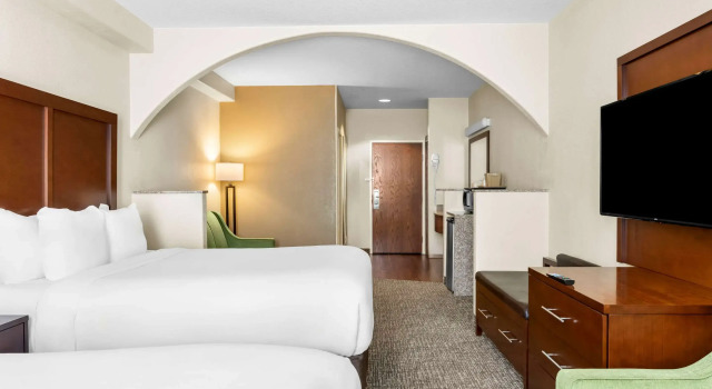 Четырёхместный люкс Comfort Inn & Suites Riverton