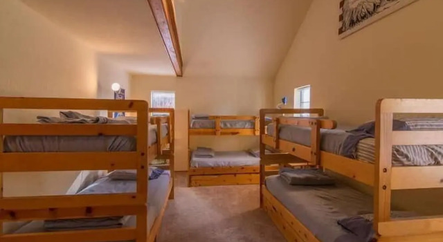 Atkin 4 Bedroom Holiday Home By Tahoe Truckee