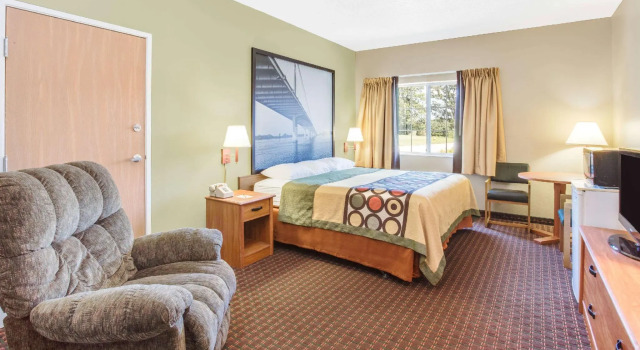 Двухместный номер Standard MainStay Suites LeClaire - Quad Cities