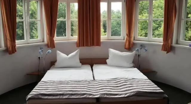 Hotel Volksgarten Mengede - Estia, Забронировать Отель Дортмунд Ruhr area