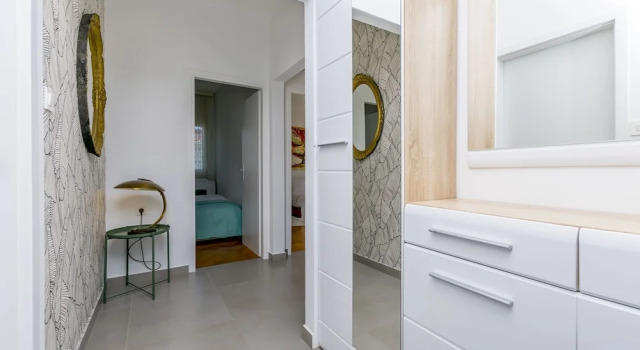 House Suncani Dvori, Забронировать Дом для отпуска Виллы Рогозница, Вилла