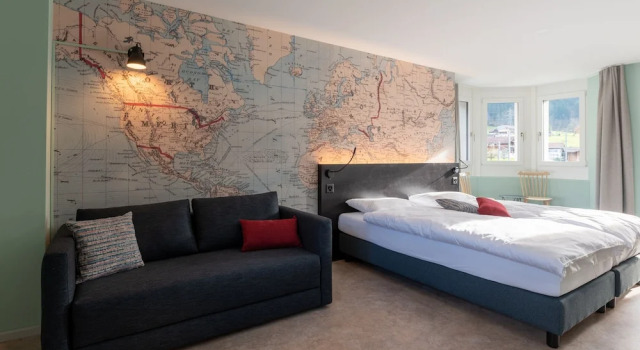 Dreier Junior-Suite mit Balkon Emmas B&B - Self Check-in Hotel