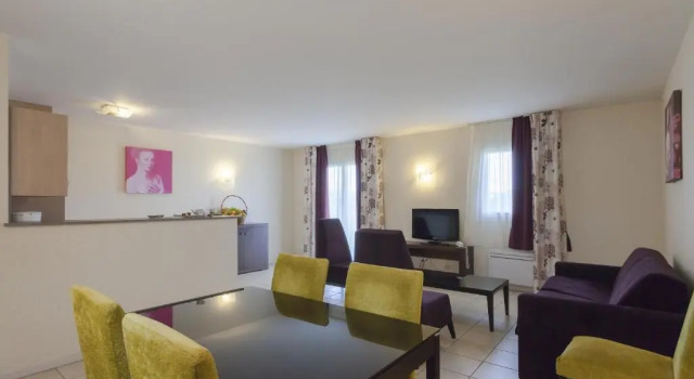 Кровать в общем номере Дуплекс Résidence Villa Bellagio Amboise by Popinns