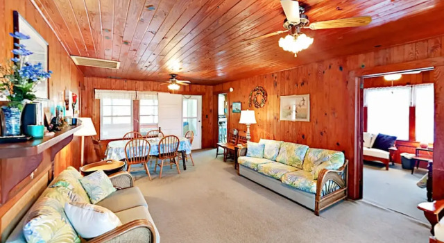 922 South Ocean Blvd Home 5 Bedrooms 3 Bathrooms Home, Забронировать Дом для отпуска Норт-Миртл-Бич 