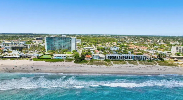 Коттедж Remodeled Deerfield Beach House 2 Blocks To Beach Laundry Full Kitchen Private Fenced Yard Pets OK