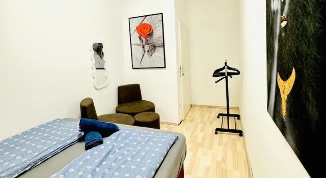 Cozy Private Room Walk to FAC Platz