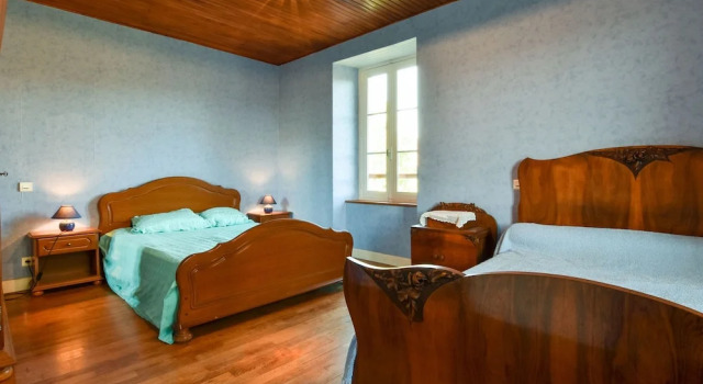 Holiday Home Senezergues, Rezerwuj Hotel Hotele w Owernia z parkingiem, Parking