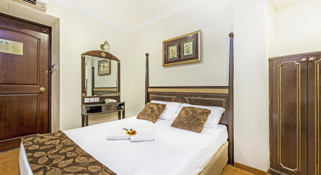 Hotel 81 Chinatown