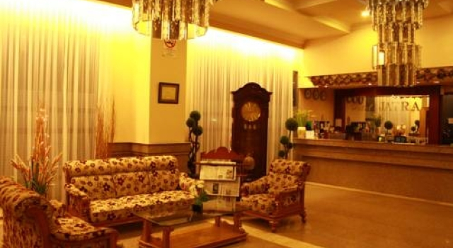 Hotel Agraha, Забронировать Отель Отели Джакарты с парковкой, рядом с Glodok Market, Парковка