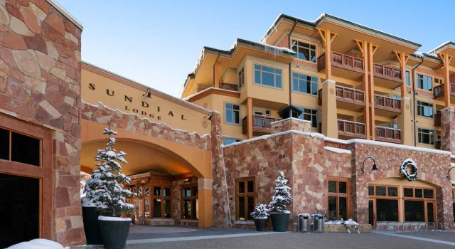 Sundial Lodge by Wyndham Vacation Rentals, Забронировать Отель Отели Парк-Сити с бассейном, рядом с Mountain Town Olive Oil, Бассейн