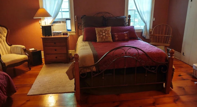 Четырёхместный номер Standard с 2 комнатами 1805 House Bed and Breakfast