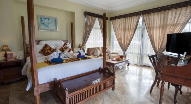 Полулюкс Lorin Resort Belitung