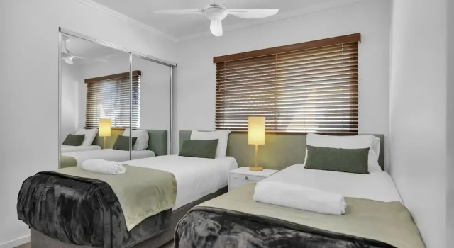 Номер Standard с 3 комнатами Rolling Surf Resort