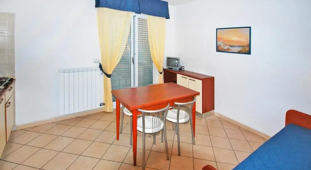 Апартаменты Holiday Flat in Pretty Residence With Communal Pool in Pietra Ligure