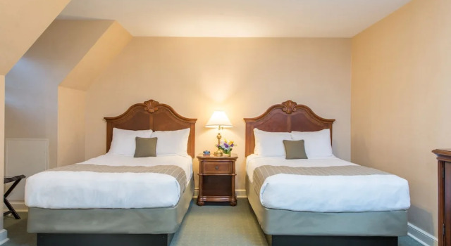 Четырёхместный номер Classic The Exeter Inn