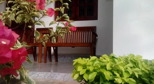 Номер Deluxe Radha Tourist Home