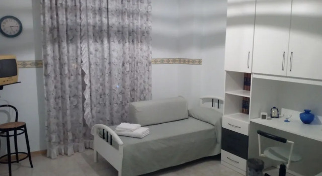 Il Tuo Letto Sullo Stretto, Book Hotel Reggio di Calabria Calabria