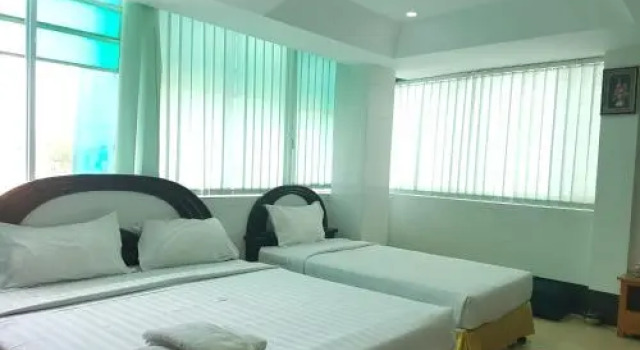 Shwe Pachi Motel, Prenota Motel Pathein Ayeyarwaddy Region
