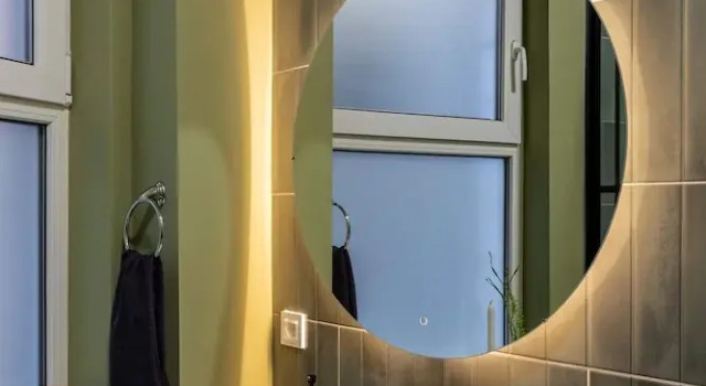 Serene 1BR Apartment in University Square, Prenota Appartamento Bucarest Muntenia