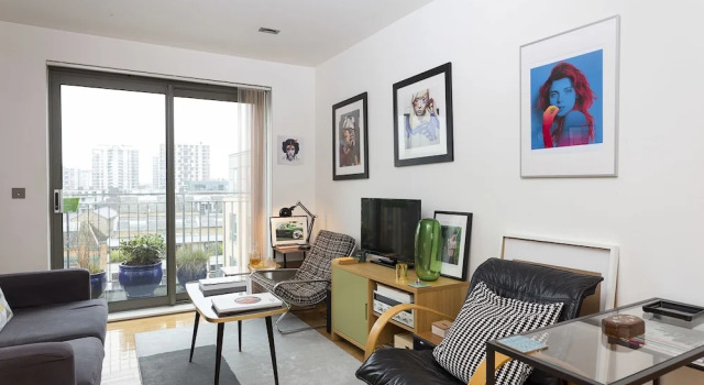 1 Bedroom East London Balcony Flat