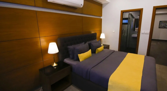 Suite Space Suites