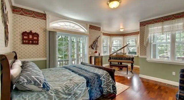 Коттедж Luxury с 6 комнатами 2478 Cold Creek Trail