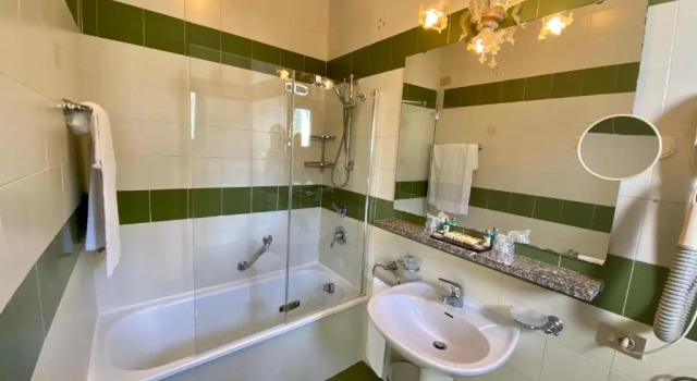 Трёхместный номер Standard с частичным видом на море Hotel Florida