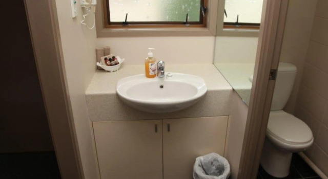 Люкс Deluxe Epsom Motel