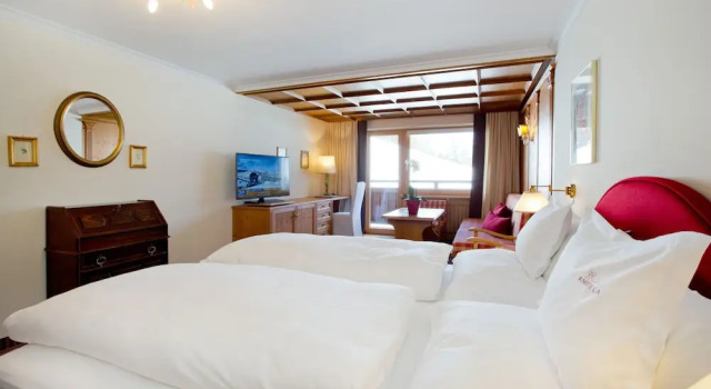 Полулюкс Hotel Angela