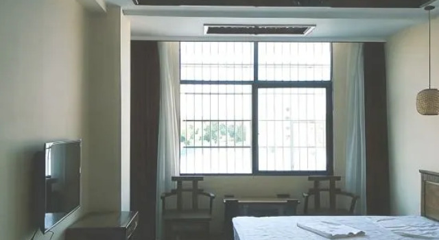 Кровать в общем номере Golden Lotus Hostel