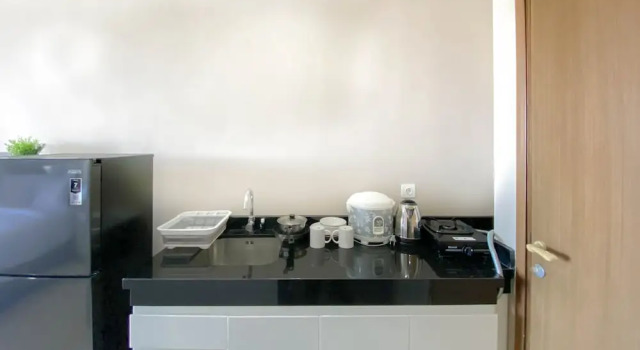 Апартаменты Nice And Elegant Studio At 9Th Floor Ciputra International Apartment