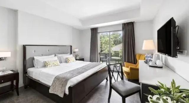 Номер Deluxe с видом на город The Sala Pattaya - SHA Certified