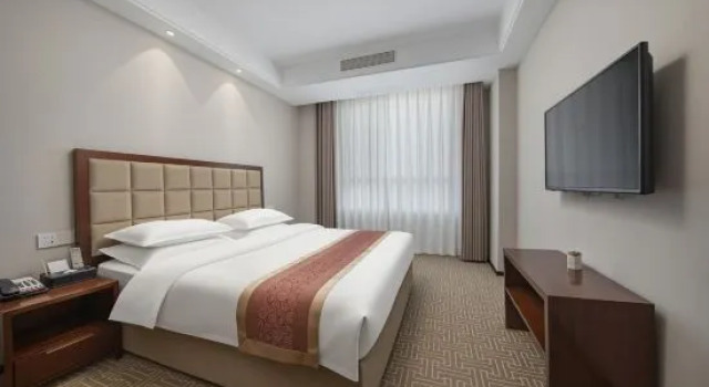 Люкс Executive Qingdao Hanyuan Century Hotel