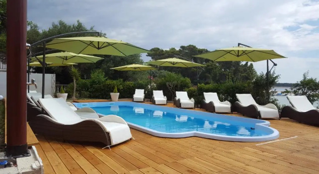 Apartment Peky, Prenota Appartamento Hotel a Isole Quarnerine con parcheggio, Parcheggio