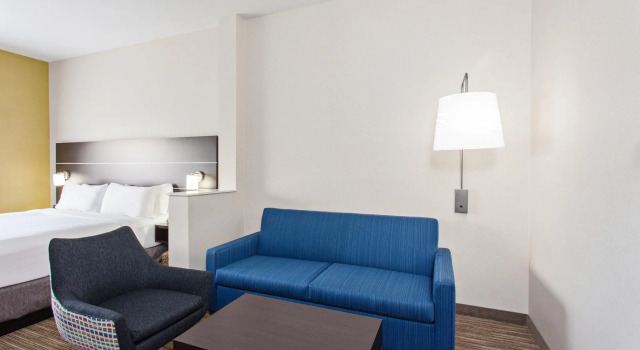 Двухместный номер Standard Holiday Inn Express & Suites Oakland - Airport by IHG