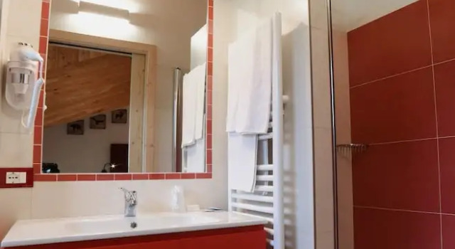 Четырёхместный семейный номер Standard Albergo Sporting