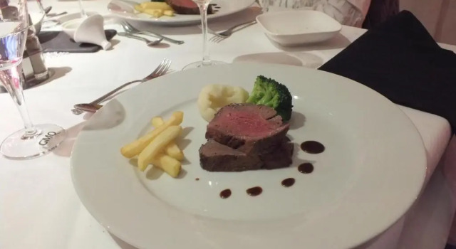 Rezas Bistro Restaurant Gästehaus, Foglalás Szálloda Oberbillig 