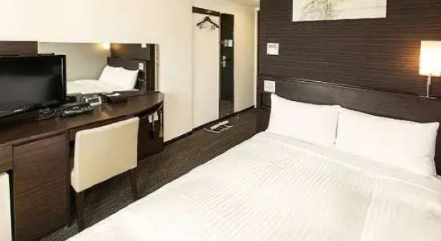 Номер Semi-Double Sotetsu Fresa Inn Hamamatsucho-Daimon