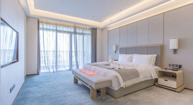 Люкс Deluxe Qianhuazhou Hotel