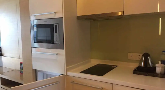 Номер Business Checkinn Business Apartment-Poly World