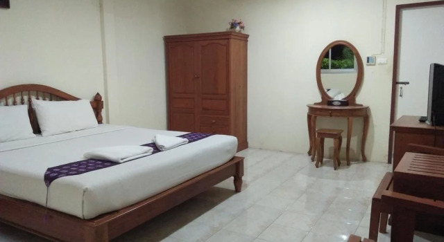 Saver Guesthouse, Забронировать Отель Отели Южного Таиланда с парковкой, Парковка