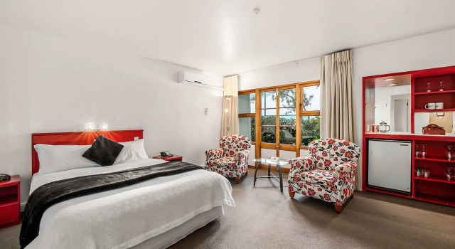The Angus Inn, Boek Hotel  