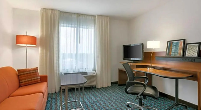 Двухместная студия Fairfield Inn & Suites by Marriott Smithfield