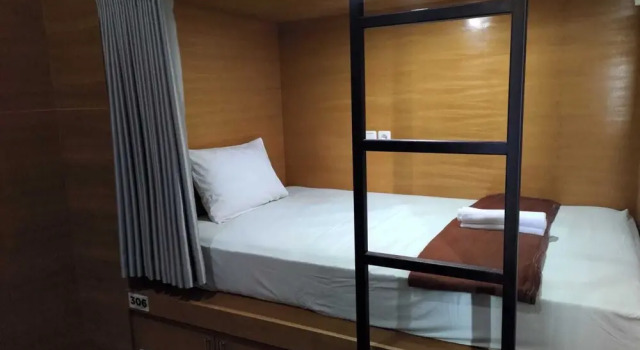 Hastina Hotel Lombok, Buchen Sie Hotel Mataram Lombok, in der Nähe von Einkaufszentrum Mataram Mall
