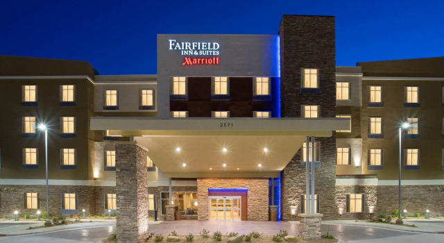 Fairfield Inn & Suites Fort Stockton, Rezerwuj Hotel Hotele w Fort Stockton z parkingiem, Parking