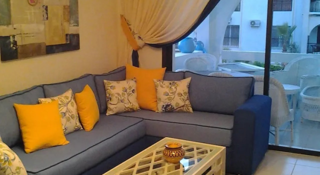 Allyene Garden View Apartment, Rezerwuj Apartament Hotele w Tanger-Tetouan z parkingiem, Parking