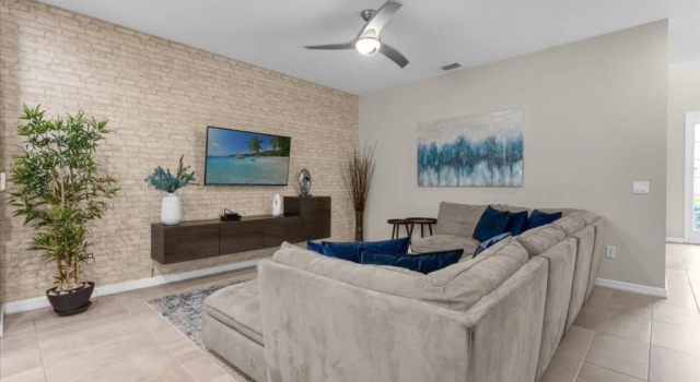 4 Bedrooms / 3.5 Bathrooms / Solara (1568 CP), Kissimmee, US, Забронировать Отель Отели Фор Корнерз с бассейном, Бассейн